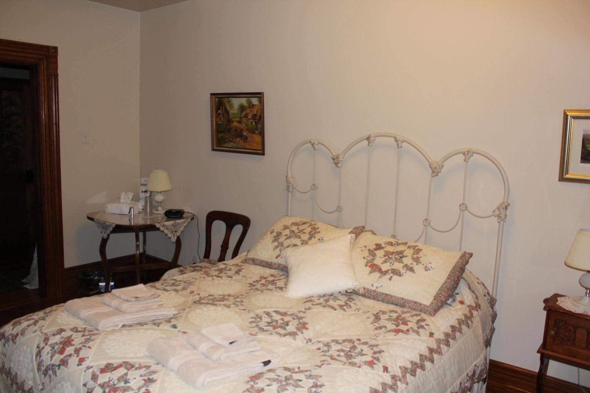 Doctor'S House B & B Tara Extérieur photo